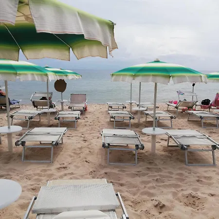 Oleandri Calaverde Sardegna Iun P1641 Сasa de vacaciones